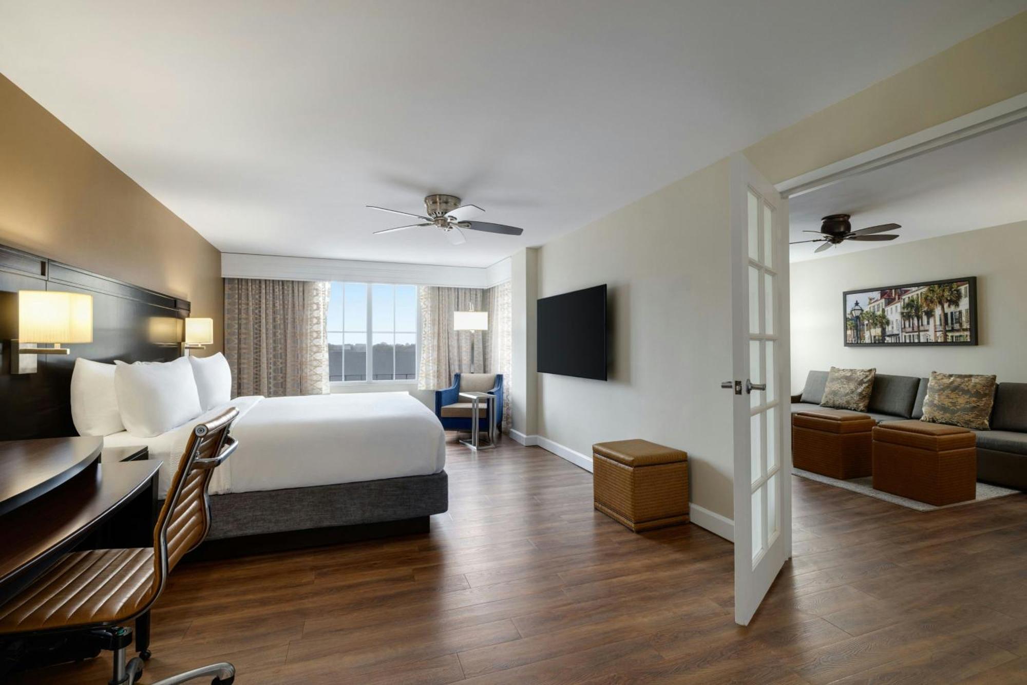 Hotel Courtyard By Marriott Charleston Historic District Exterior foto