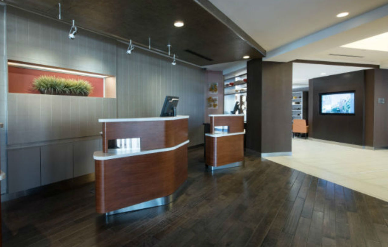 Hotel Courtyard By Marriott Charleston Historic District Exterior foto